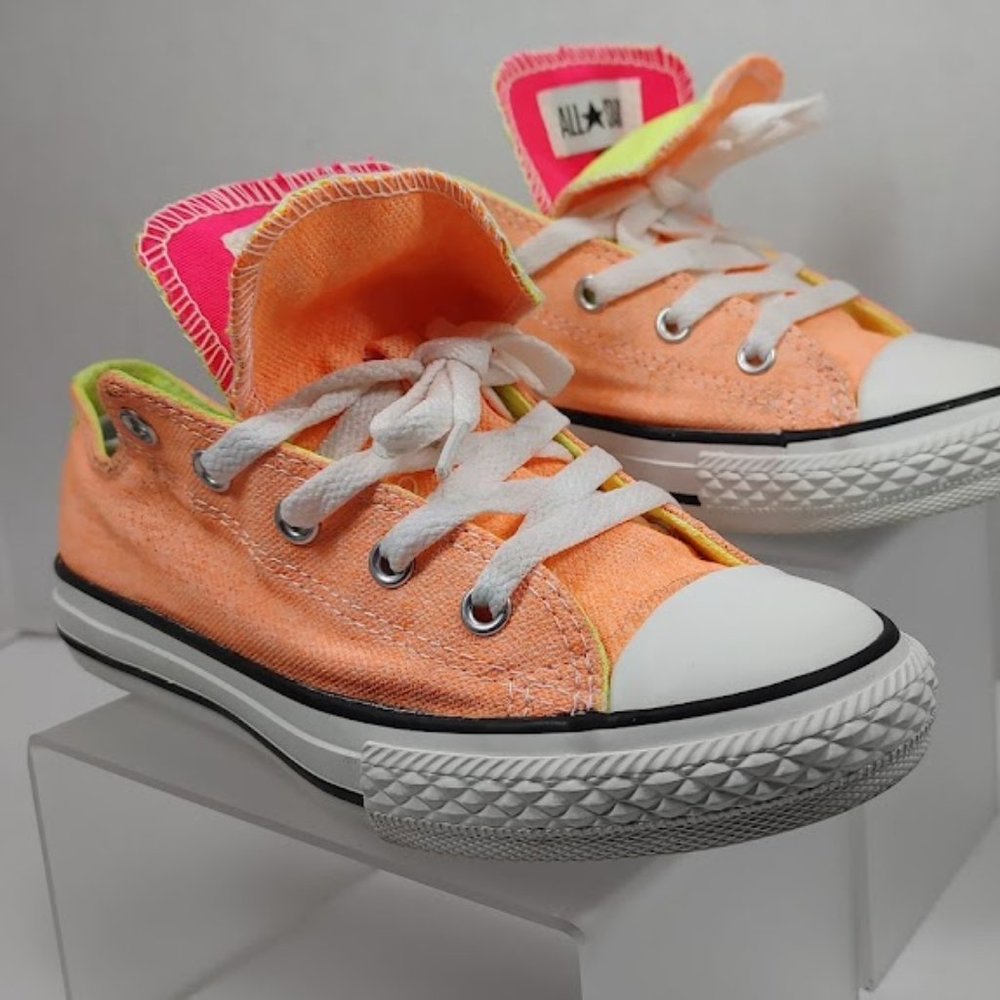 Converse All Star® Chuck Taylor™ Low S/N 637348F Double Tongue Orange Youth Sz 2